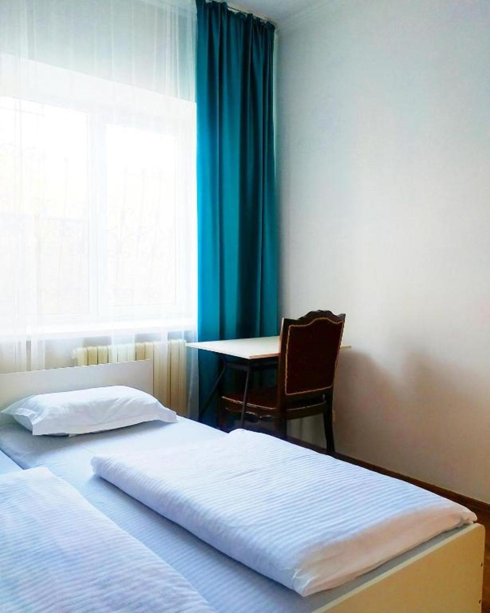 Sweet Vibe Hotel อัลมาตี ภายนอก รูปภาพ